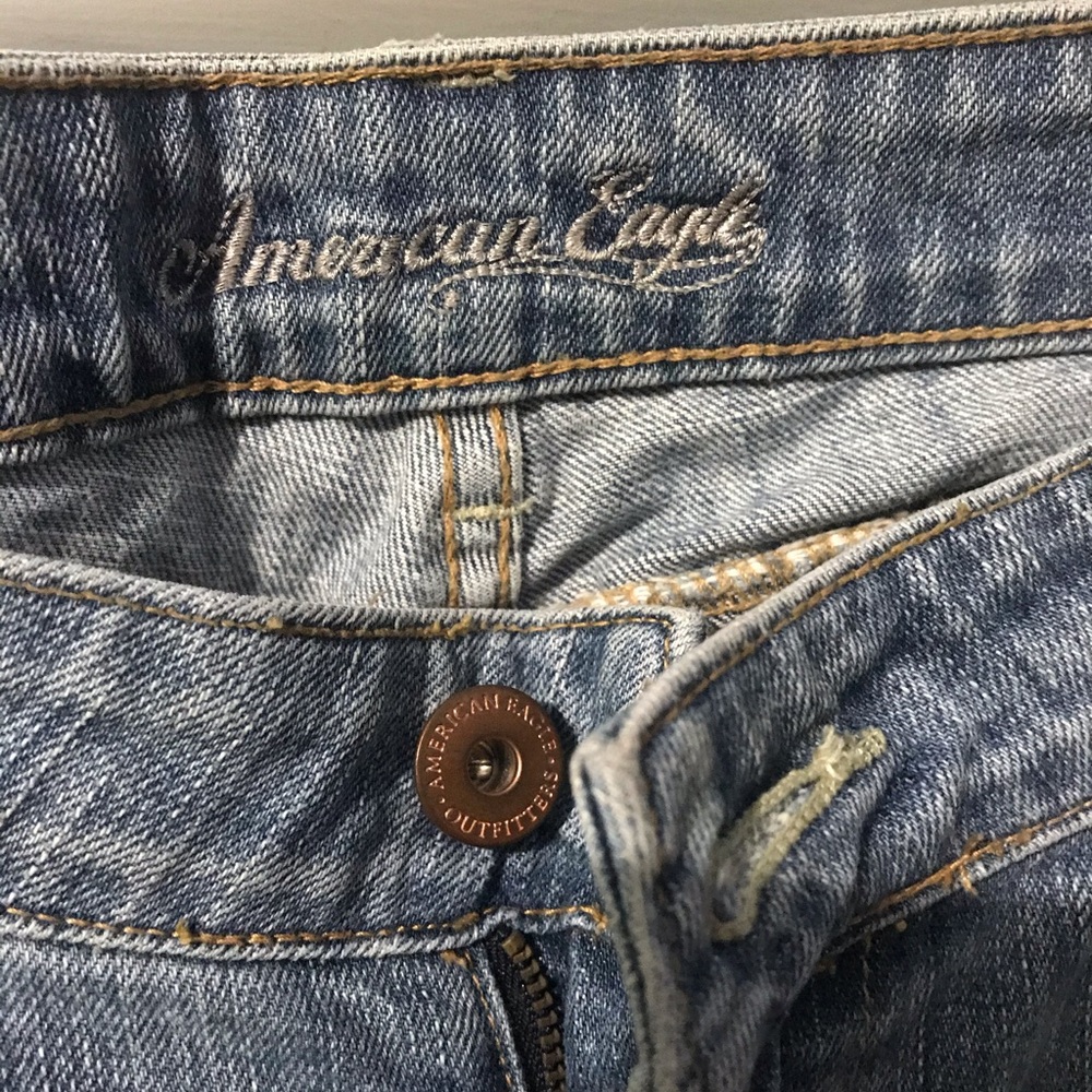 American Eagle Jeans. Size 10 Regular.